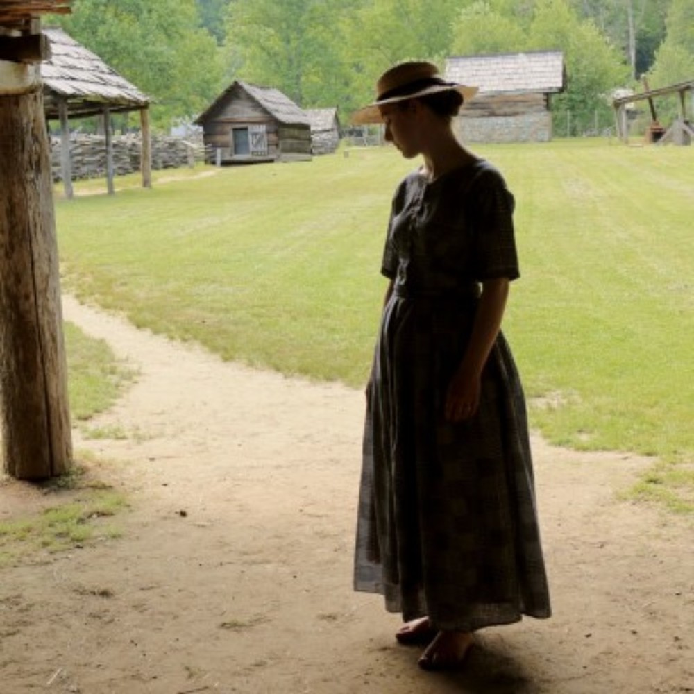 Meet your Posher, Miss